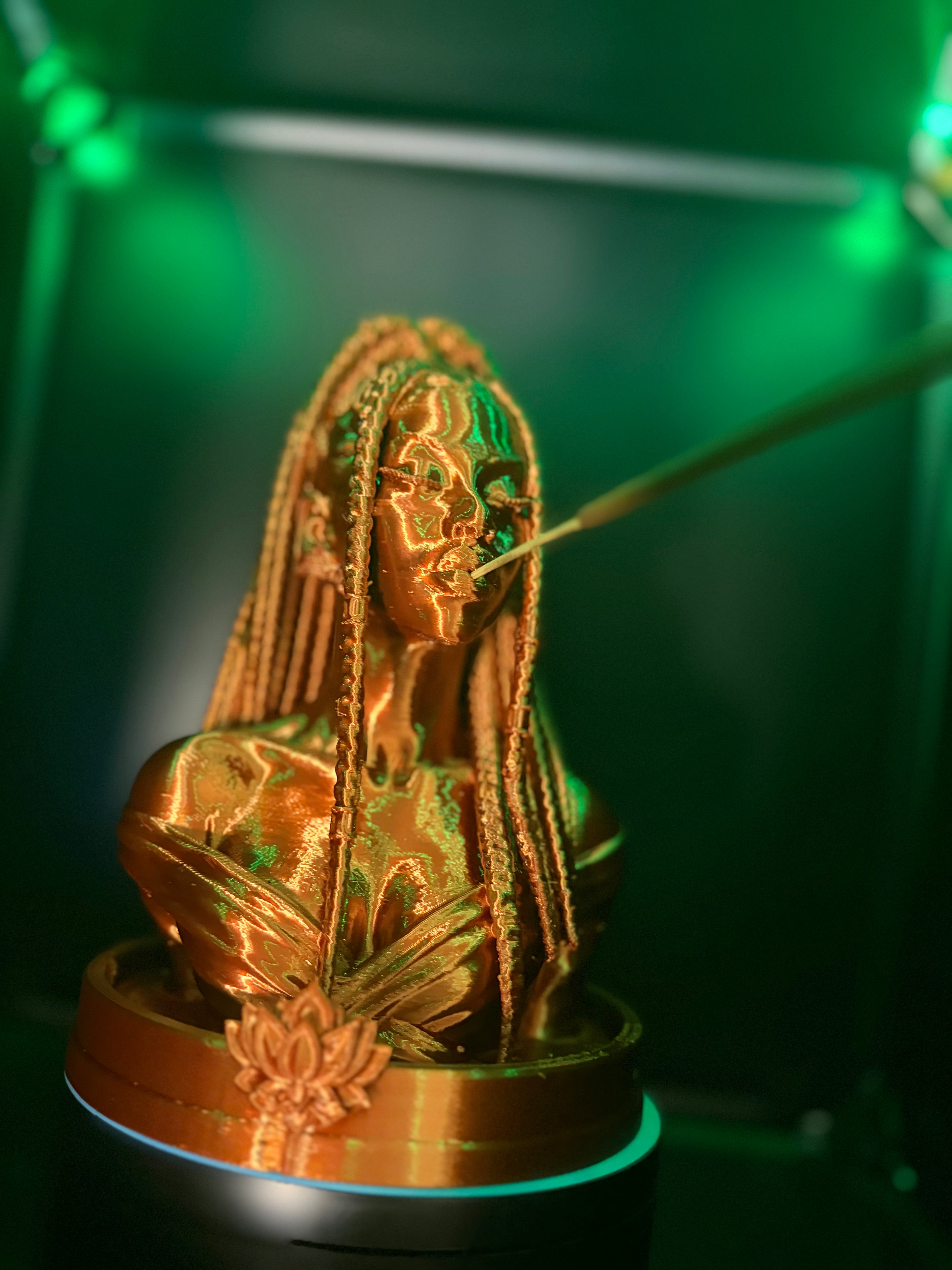 Braid Queen incense bust holder -Zuri